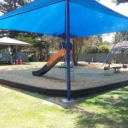 Nrma Sydney Lakeside Holiday Park Наррабин Экстерьер фото