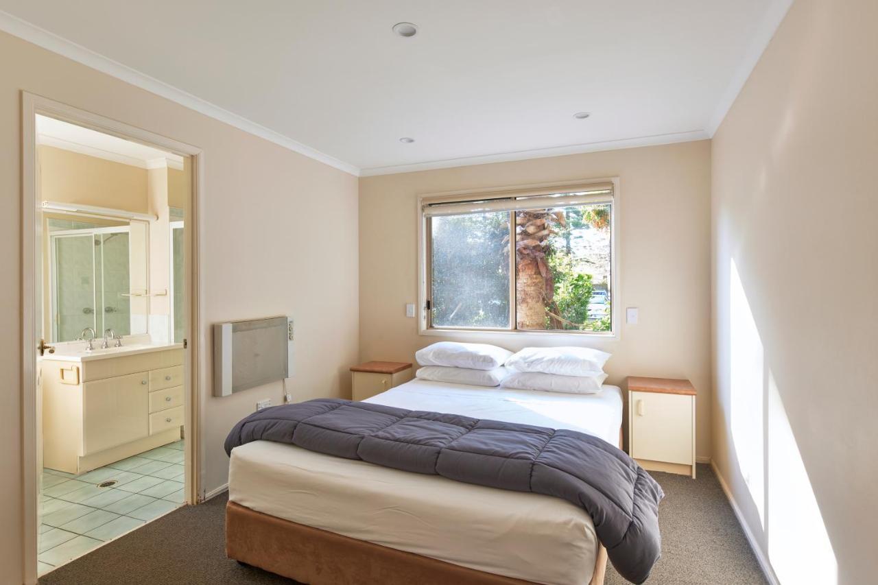 Nrma Sydney Lakeside Holiday Park Наррабин Экстерьер фото