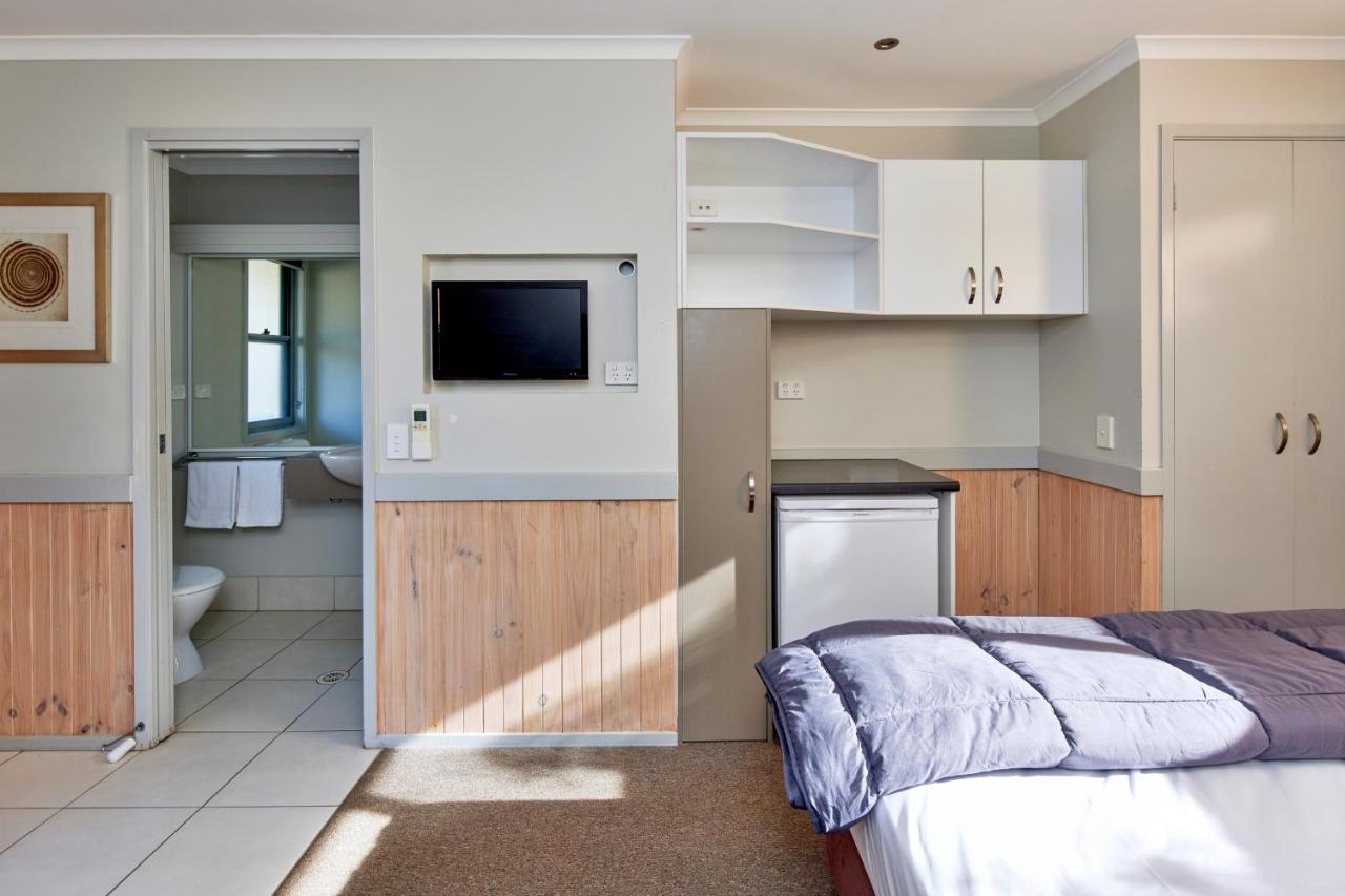 Nrma Sydney Lakeside Holiday Park Наррабин Экстерьер фото